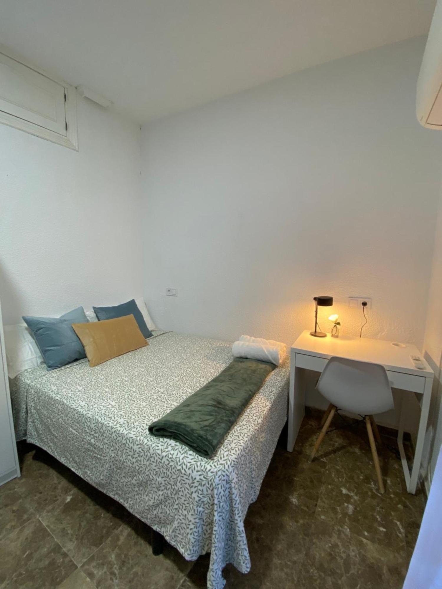 Apartamentos Econostay Fuencarral Madrid Buitenkant foto